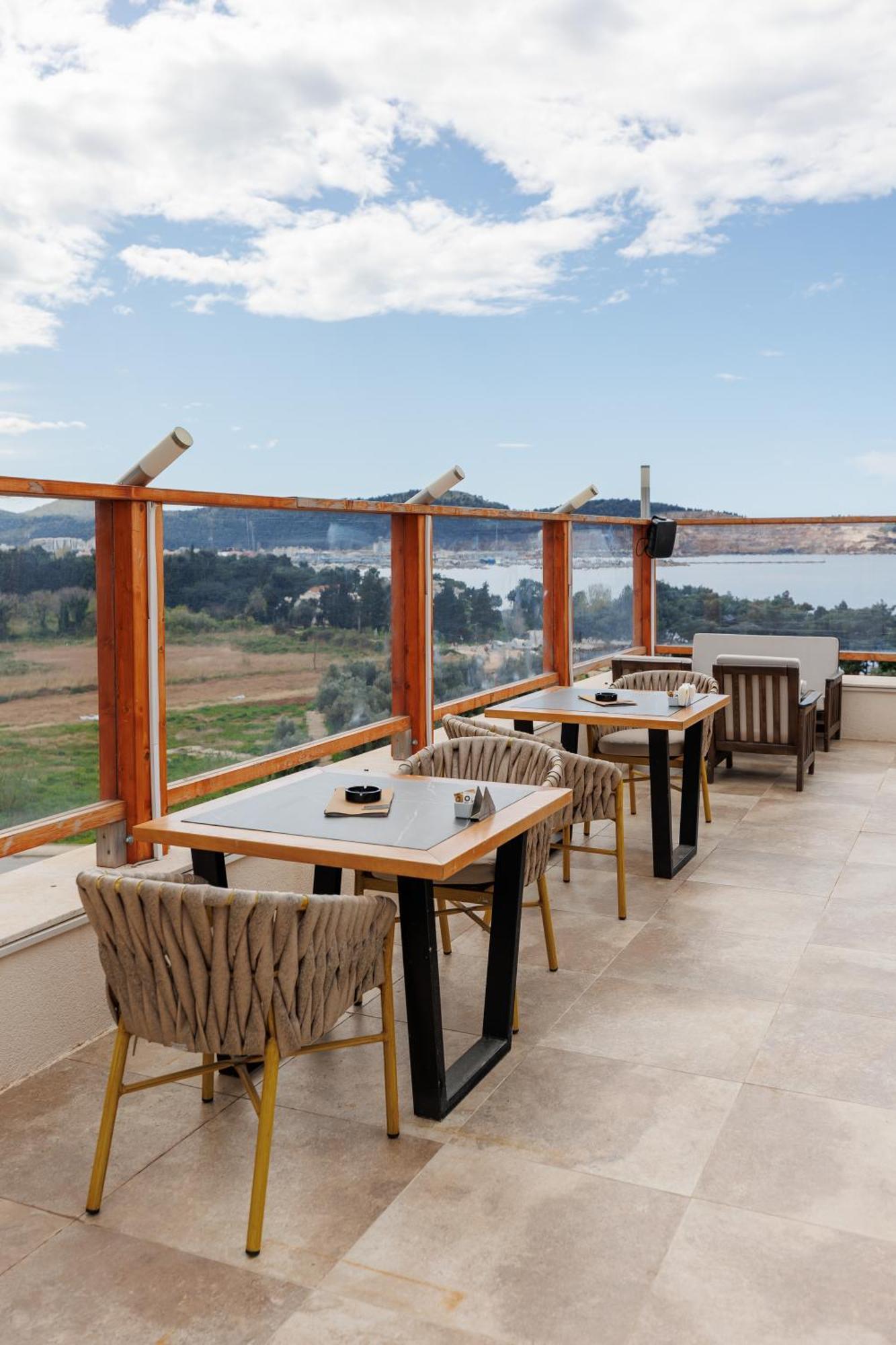 Xio Apartments Bar Exterior photo